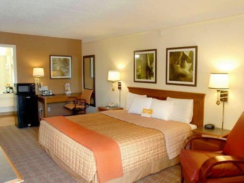 Motel 6 Houston Medical Center - Reliant Park Номер фото