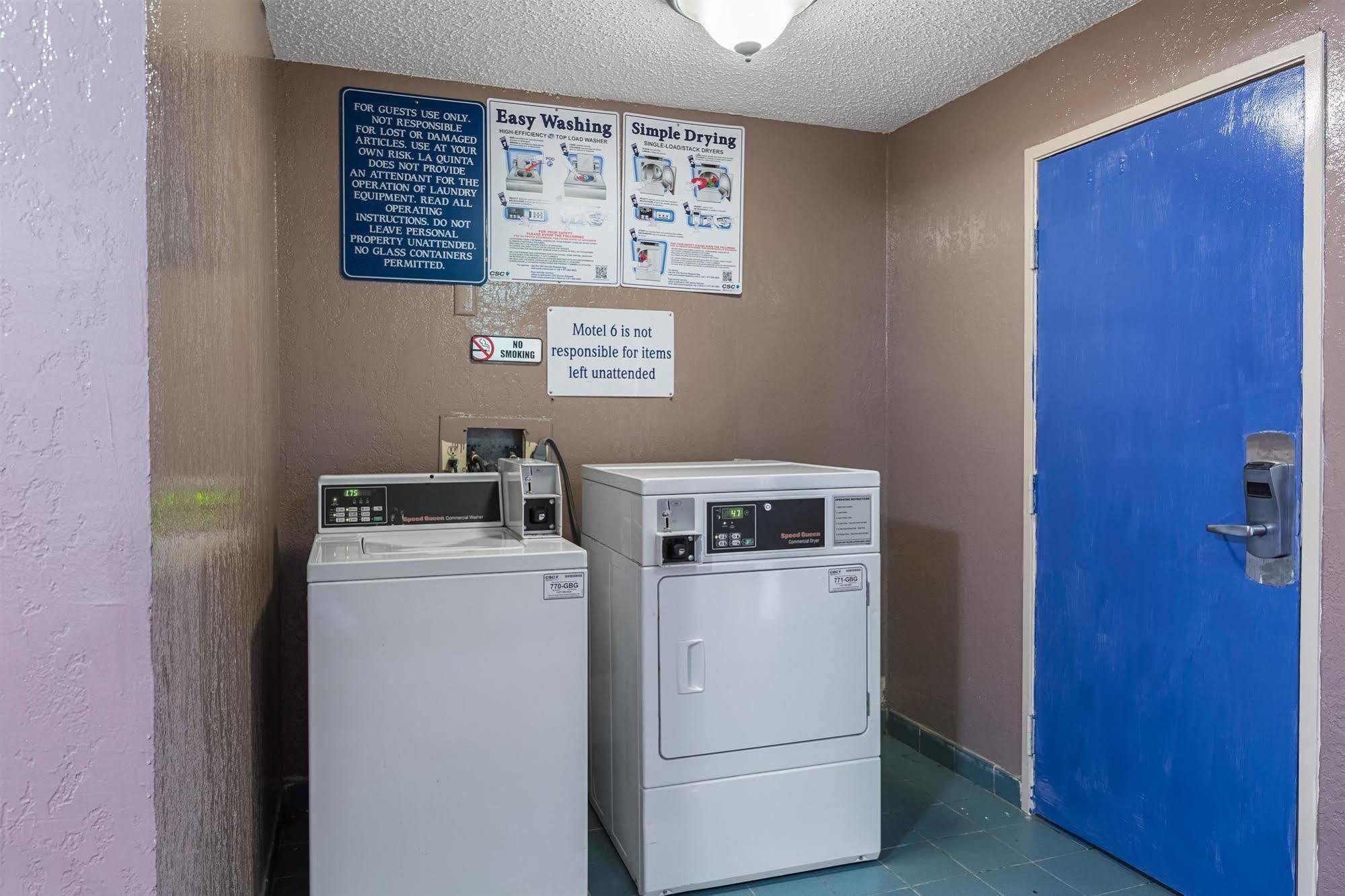Motel 6 Houston Medical Center - Reliant Park Экстерьер фото