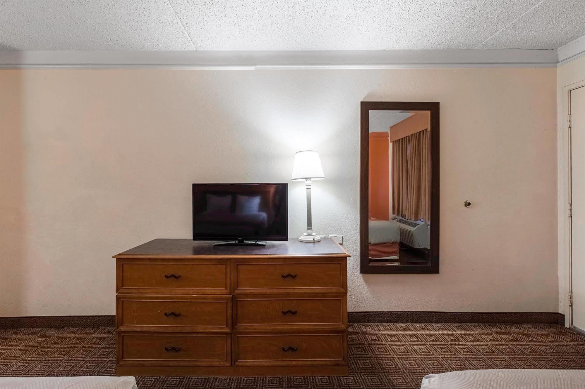 Motel 6 Houston Medical Center - Reliant Park Экстерьер фото
